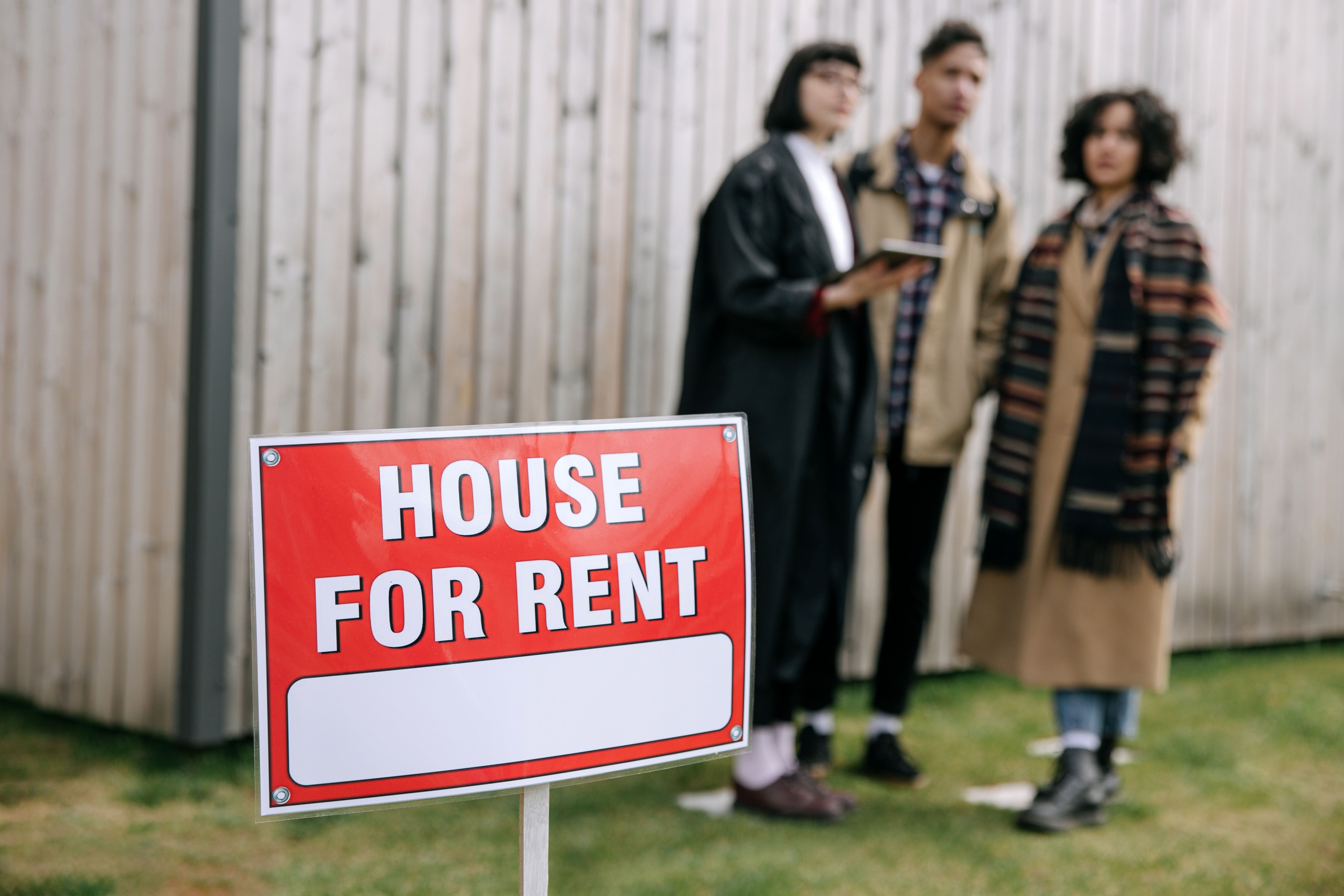UK Property Asking Prices Rise for First Time Since May as Autumn Market Opens